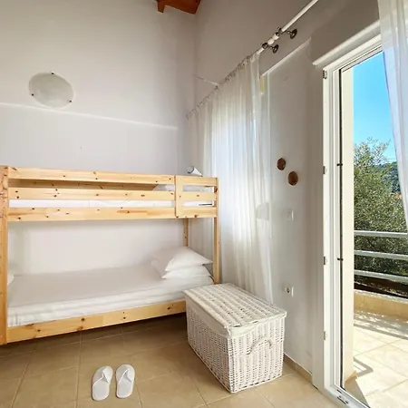 Salty Olive Villa, #feelslikehome Vila